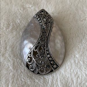 4/$25🦋 New in Bag Necklace pendant